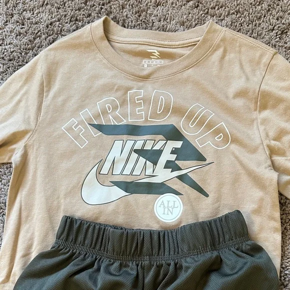 Nike Kids Set - Picture 4 of 6